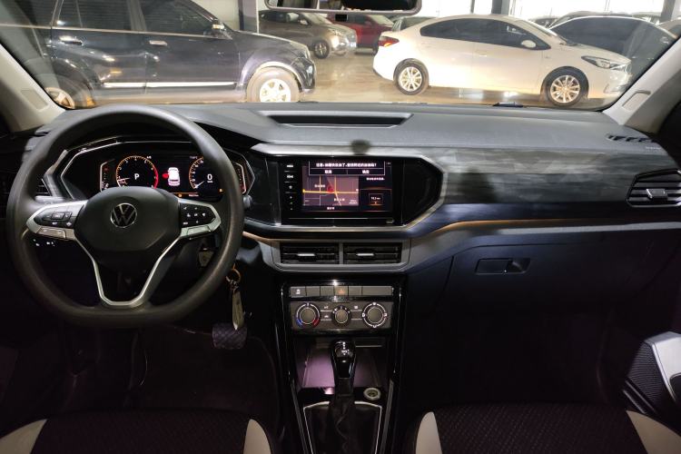 Used Volkswagen Tacqua 2020 1.5L Automatic Yue
