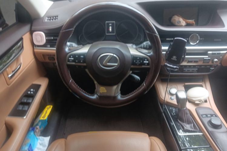 Used Lexus ES 2015 200 Elite Edition
