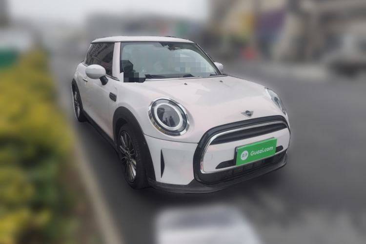 Used MINI 2022 1.5T COOPER Classic Edition
