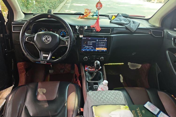 Used Dongfeng Fengon 580 2016 1.5T Manual Luxury Edition