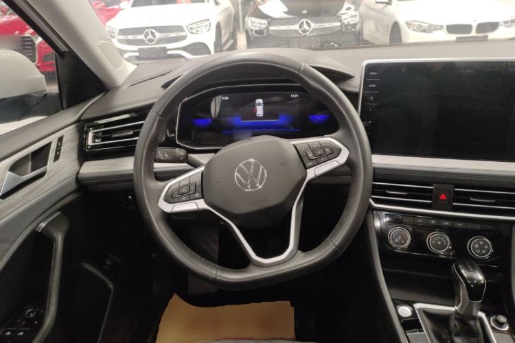 Used Volkswagen Sagitar 2023 300TSI DSG Excellence Edition Steering Wheel