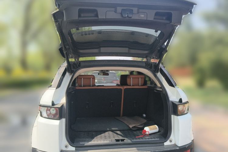 Used Land Rover Range Evoque 2013 2.0T 5-Door YAOZHI Edition Trunk