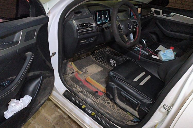 Used BYD Qin Pro 2020 Beyond Edition 1.5TI Automatic Prestige Version Driver Seat