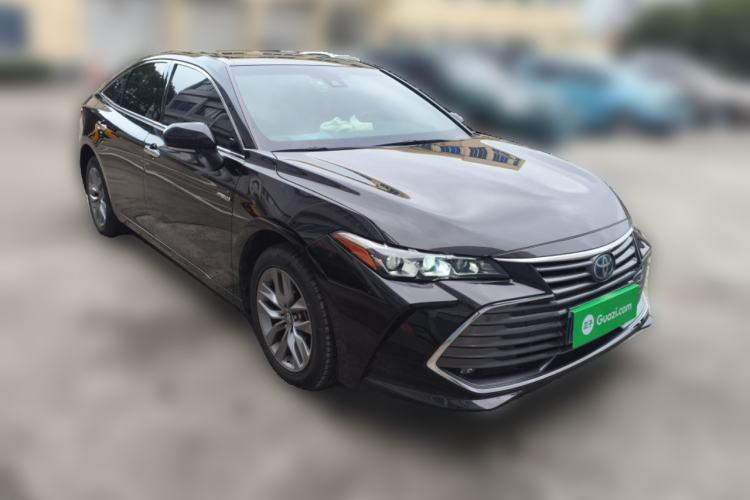 Used Toyota Avalon 2019 Dual-Engine 2.5L Luxury Edition China VI Standard Front Right 45 Deg