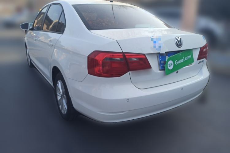 Used Volkswagen Jetta 2015 1.6L Manual Comfort Model