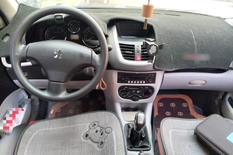 Used Peugeot 207 2011 Hatchback 1.4L Manual Yule Edition Center Console