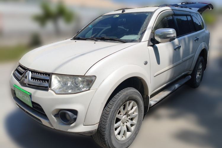 Used Mitsubishi Pajero Sport 2013 3.0L Automatic 4x4 Executive Edition