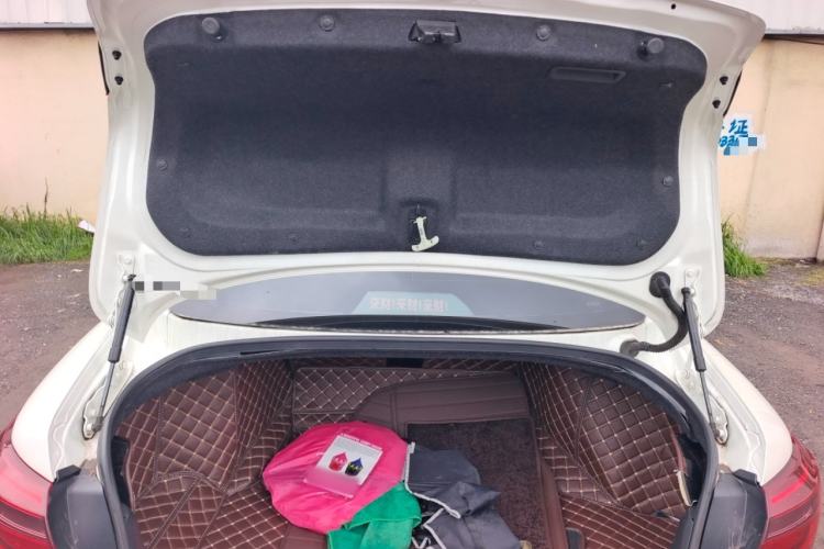 Used Infiniti Q50L 2018 2.0T Enjoyment Version China VI Standard
