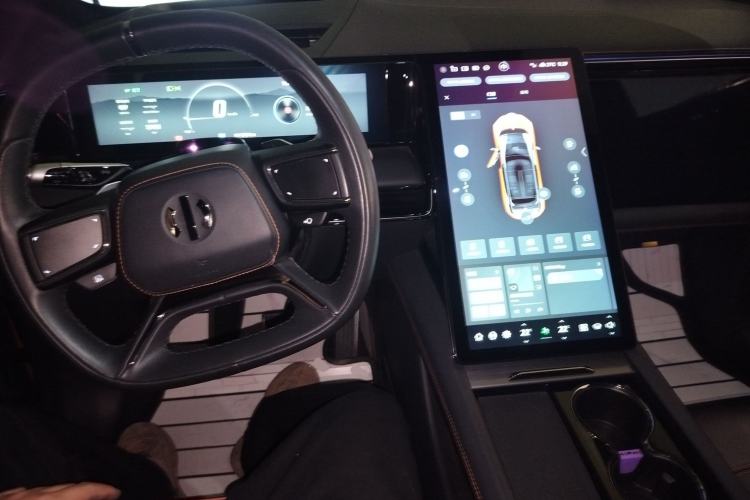 Used HiPhi X 2021 Flagship Edition 6-Seater Center Console