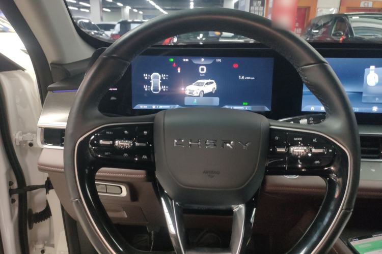 Used Chery Tiggo 8 PRO 2024 Champion Edition 390T Two-Wheel Drive Peak Version 5 Seats Steering Wheel