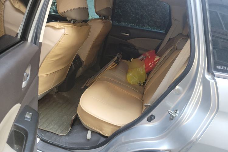 Used Honda CR-V 2012 2.0L two-wheel drive urban version
