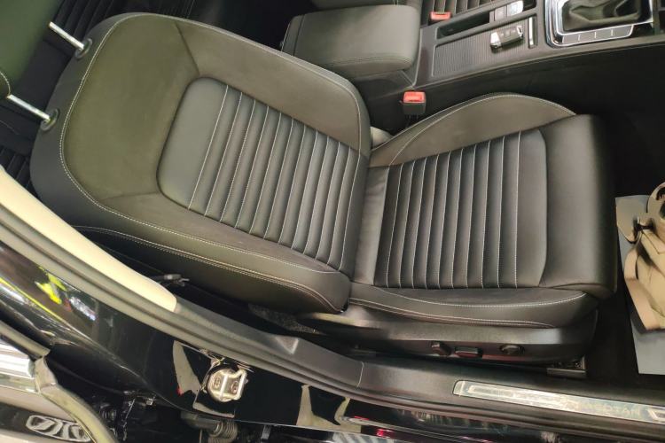 Used Volkswagen Magotan 2020 330TSI DSG Leading Model Right Front Seat