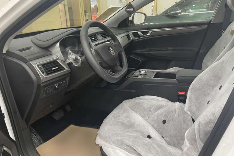 Used Livan Maple 60s 2022 Easy-Drive Version Lithium-Ion Battery
