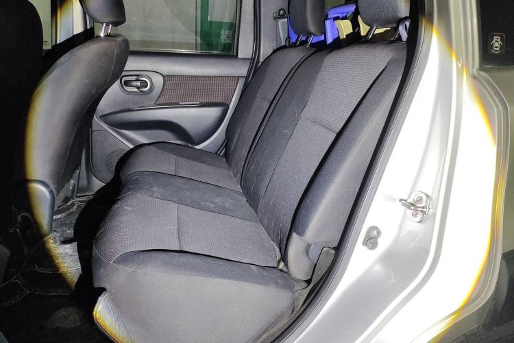 Used Nissan Livina 2010 JINRUI Edition 1.6L Manual Smart Model Left Rear Seat