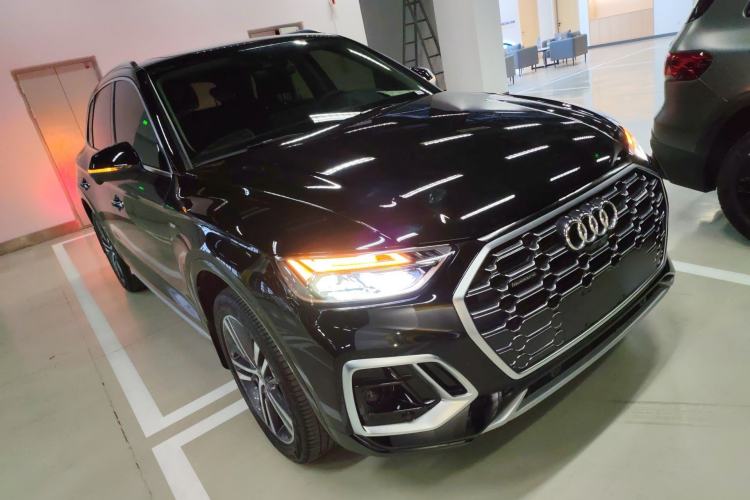Used Audi Q5L 2025 quattro 45th Anniversary Edition 40 TFSI Sporty and Dynamic Model

