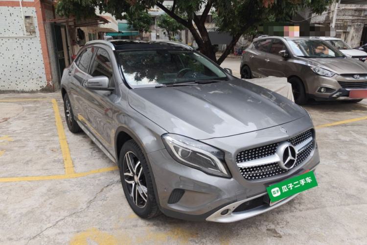 Used Mercedes-Benz GLA 2016 GLA 220 4MATIC Fashion Edition Front Right 45 Deg