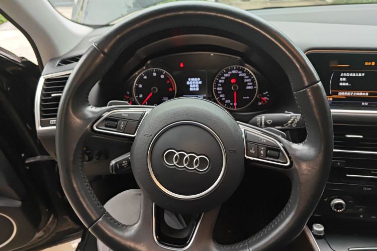 Used Audi Q5 2017 40 TFSI Comfort Model
