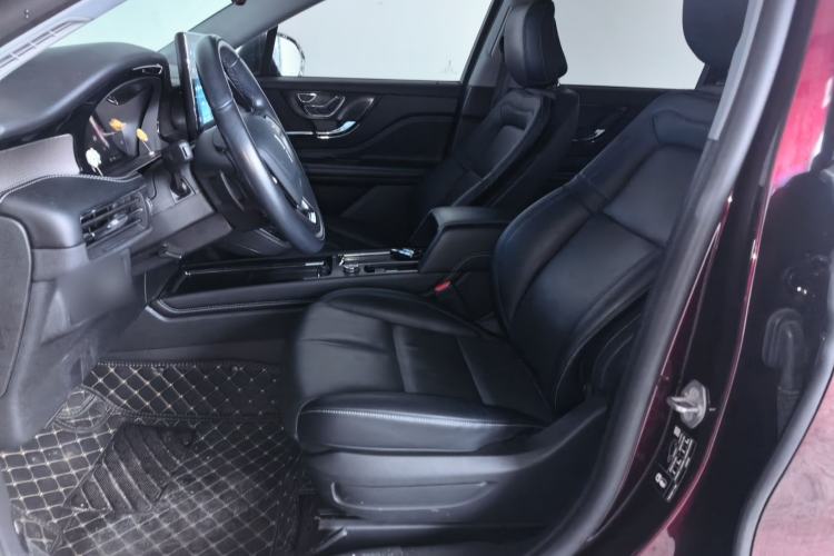 Used Lincoln Corsair 2022 2.0T Two-Wheel Drive Luxury Edition Left Front Seat