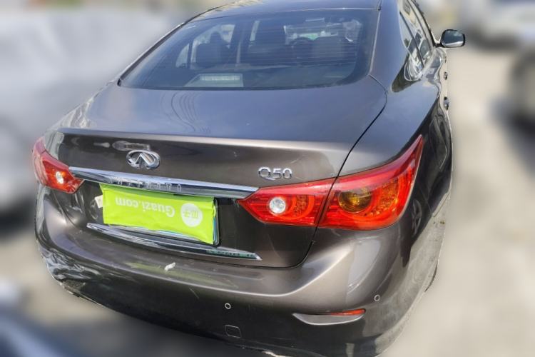 Used Infiniti Q50 2014 2.0T Luxury Edition
