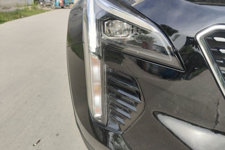 Used Cadillac XT4 2023 28T Two-Wheel Drive Fashion Edition
