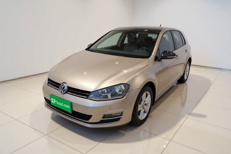 Used Volkswagen Golf 2017 1.6L Automatic Comfort Million-Vehicle Anniversary Edition