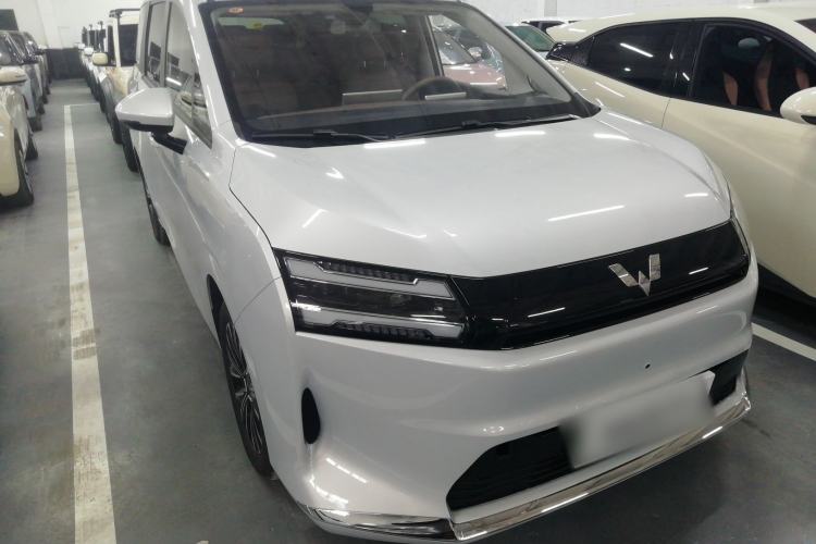 Used Wuling Wuling Starlight 730 2025 Model Pure Electric 500km Luxury Edition