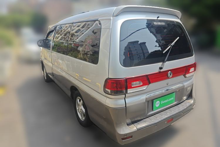 Used FORTHING Lingzhi 2011 Q3 2.0L 7-Seater Long-Wheelbase Entrepreneur Edition
