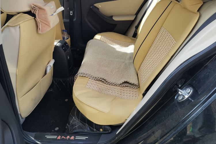 Used Volkswagen Sagitar 2012 1.8TSI Automatic Flagship Edition Left Rear Seat