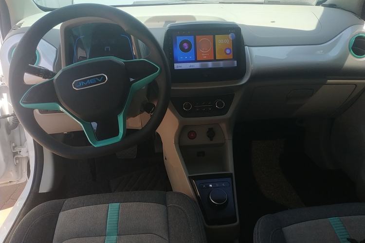 Used JMEV Xiao Qilin 2023 Joyful Edition 201km Comfort Model Center Console