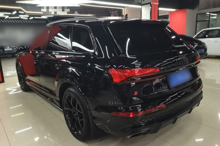Used Audi Q7 2025 45 TFSI quattro S line Black Warrior Edition
