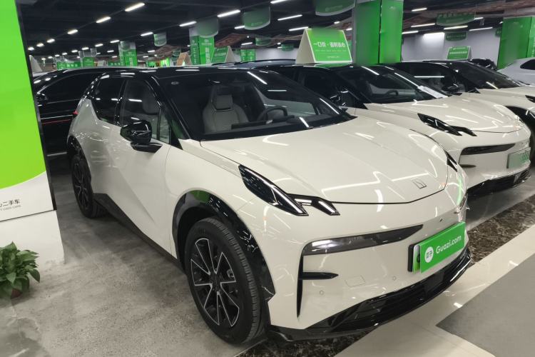 Used Zeekr X 2025 Four-Seater Rear-Drive Cube Version Front Right 45 Deg