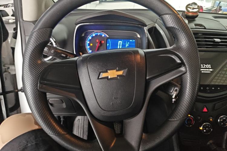 Used Chevrolet Trax 2016 1.4T Automatic Two-Wheel Drive Comfort Version with Sunroof
