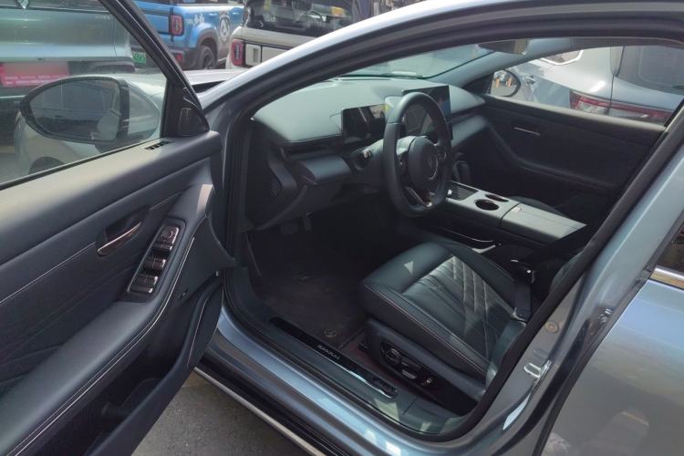 Used Baojun Enjoy 2025 All-Electric 600km Luxury Edition Driver Seat