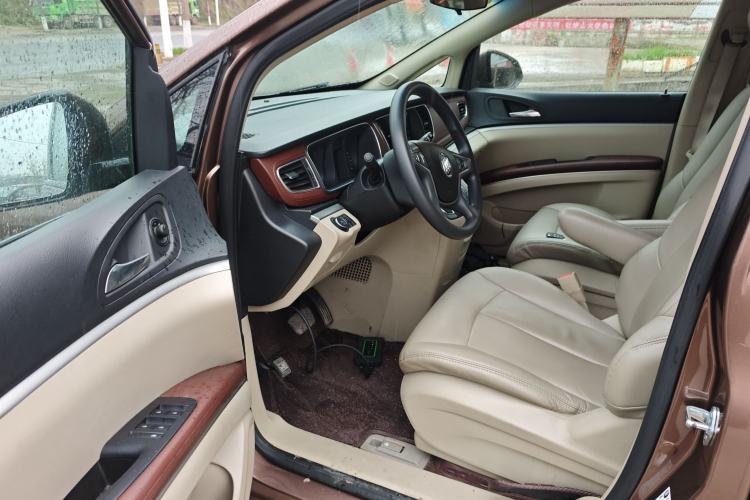 Used Buick GL8 2018 28T Comfort Model China VI Standard
