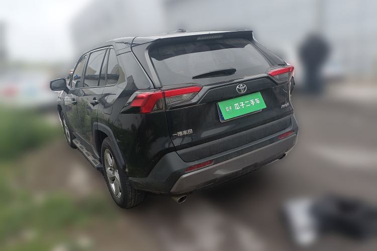 Used Toyota RAV4 2020 2.0L CVT Two-Wheel Drive Fashion Edition Rear Left 45 Deg