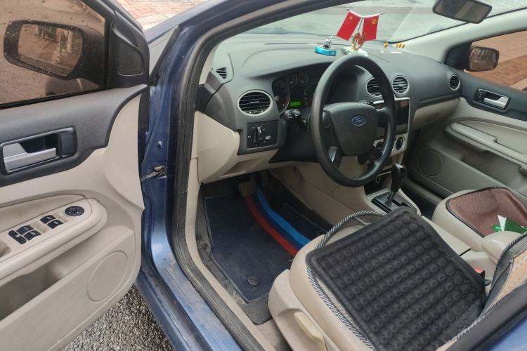 Used Ford Focus 2007 Hatchback 1.8L Automatic Fashion Edition Driver Seat