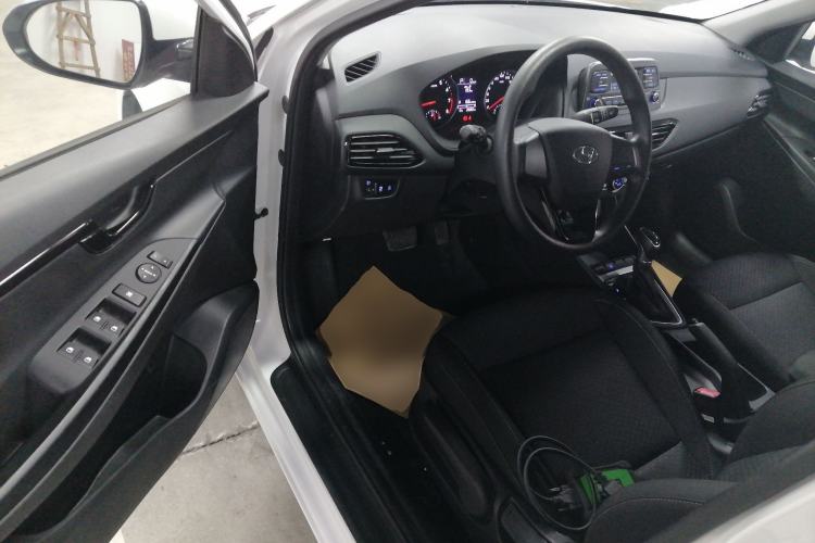 Used Hyundai Celesta 2020 1.6L Automatic GL Enjoyable Edition
