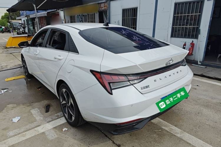 Used Hyundai Elantra 2022 1.5L CVT LUX Prestige Edition Rear Left 45 Deg