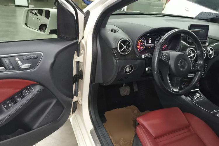 Used Mercedes-Benz B-Class 2016 B 200 Exclusive Edition
