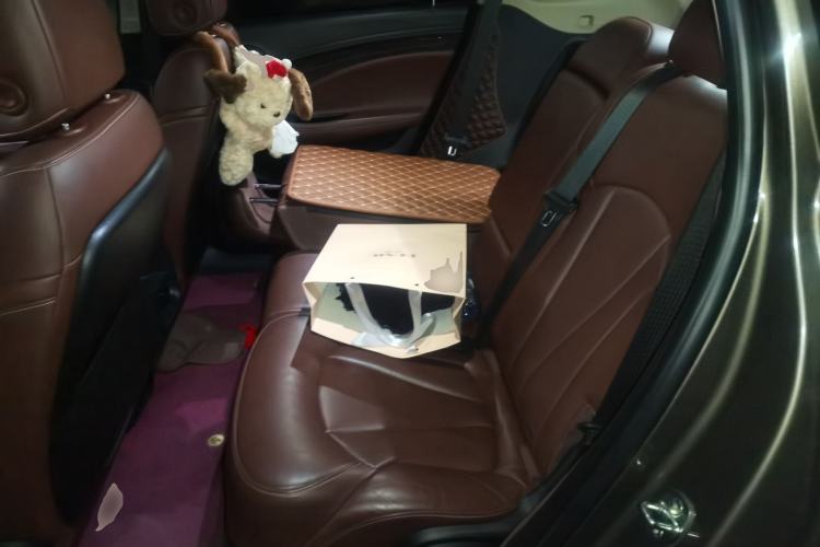 Used Buick Envision 2014 28T All-Wheel-Drive Versatile Sports Flagship Edition