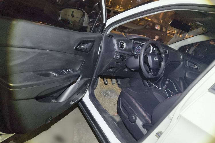 Used Brilliance V3 2016 1.5L Manual Comfort Model
