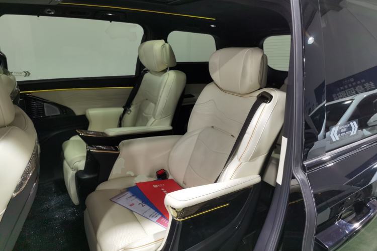 Used GAC Trumpchi M8 2023 Zongshi Series Dual-Motor YuZun Edition Left Rear Seat