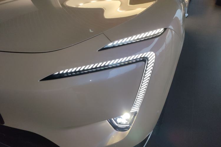 Used Avatr 11 2024 700 Three-Laser Four-Wheel Drive Recommended Version