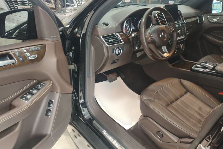 Used Mercedes-Benz GLS 2018 Refreshed GLS 400 4MATIC Dynamic Edition Driver Seat