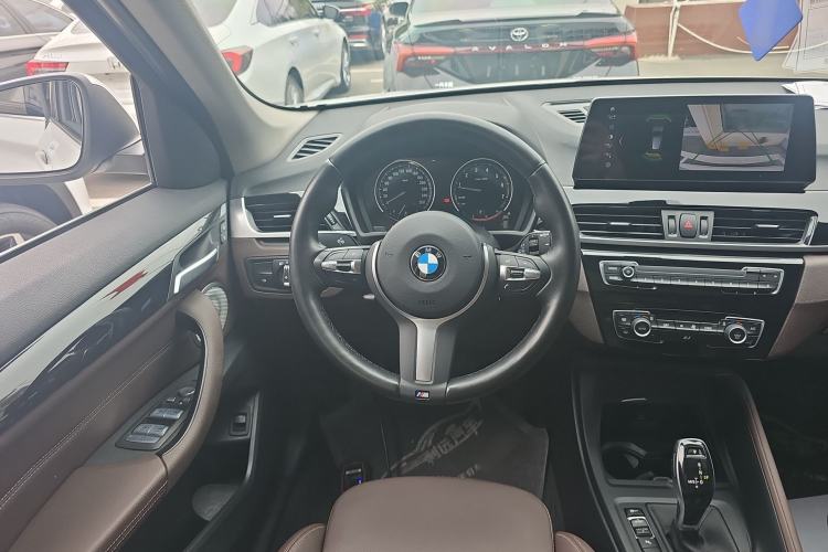 Used BMW X1 2022 sDrive25Li Leading Model
