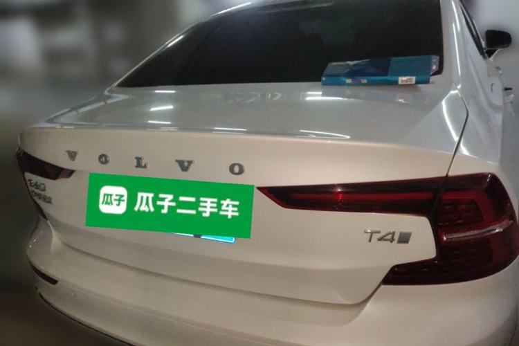 Used Volvo S60 2020 T4 Zhiyi Luxury Edition
