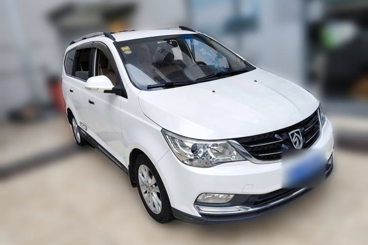 Used Baojun 730 2016 1.5L Manual Comfort Version 7 Seats China V Emission Standard