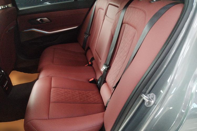 Used BMW i3 2024 eDrive 35 L
