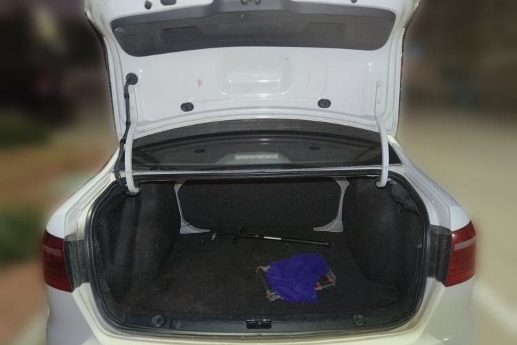 Used Volkswagen Lavida 2013 Revised Classic 1.6L Manual Fashion Edition
