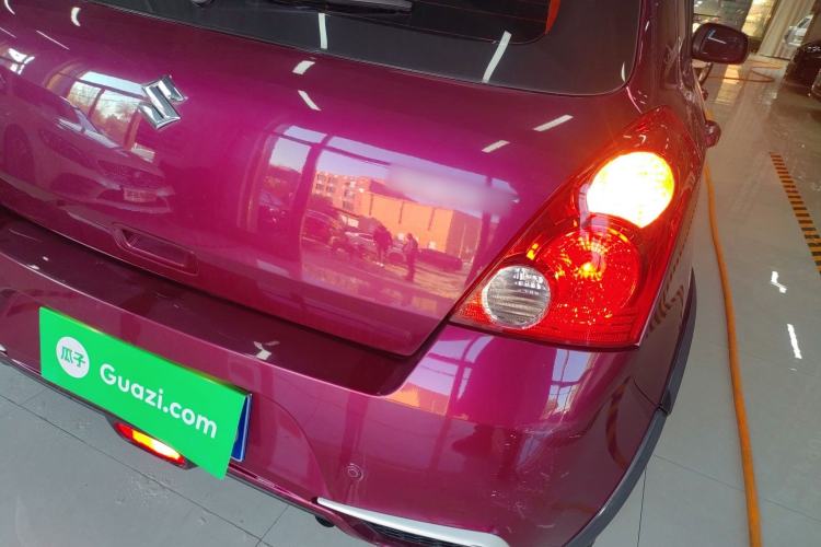 Used Suzuki Swift 2013 1.5L Manual 20th Anniversary Limited Edition